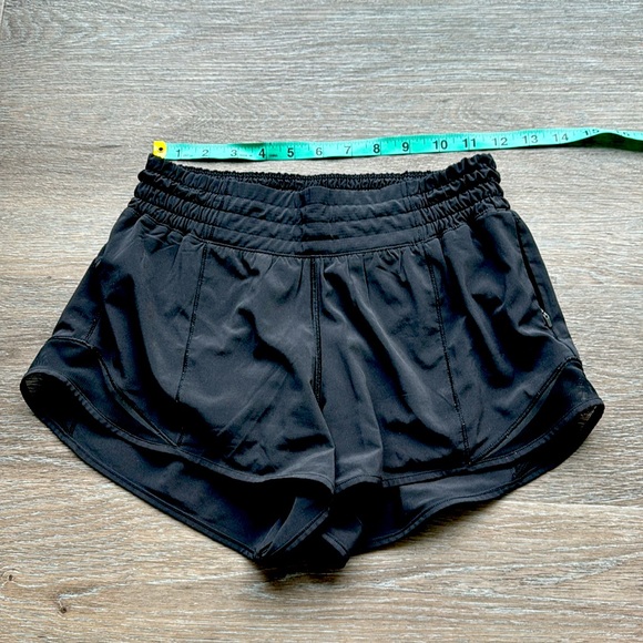 Lululemon shorts - Picture 4 of 4